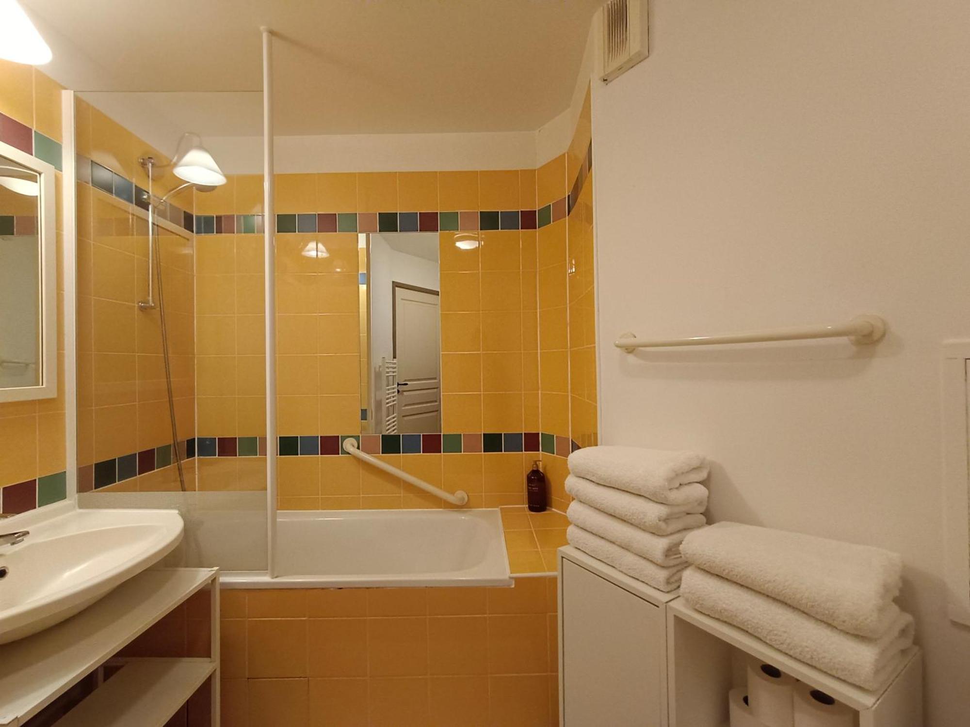 Apartamento T1 Bis Avec Piscine Vue Golf Et Montagnes Arcangues Habitación foto